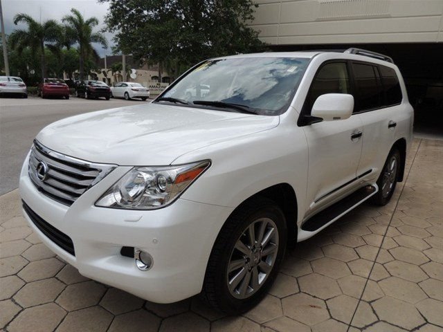 Lexus lx 570 2011